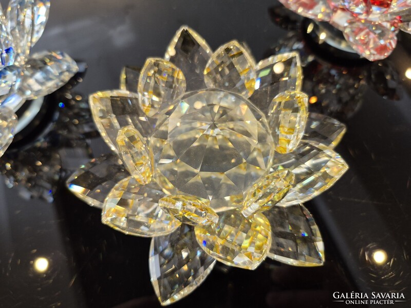 Swarovski kristály tavi rózsa forog!