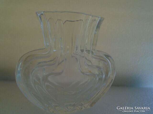 Gyönyörű, vintage  SKRUF Royal Krona 100% ólomkristály üvegváza Lars Hellstentől.