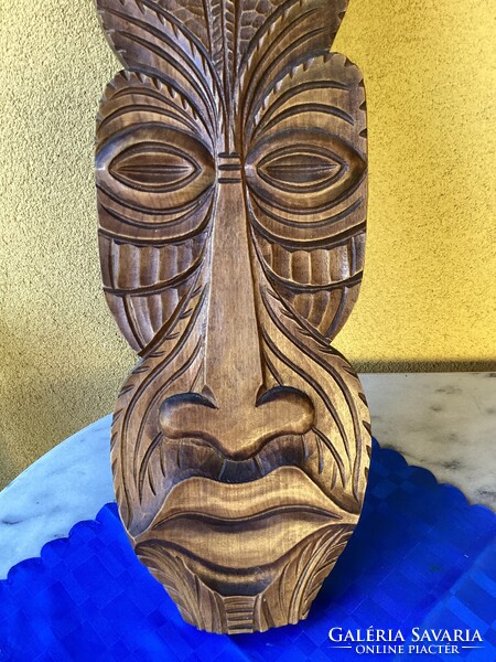 Fából faragott nagy méretű afrikai ihletésű fali kép 67x19 cm.