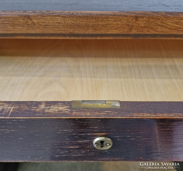 Eredeti jelzett, bécsi bauhaus íróasztal, tömör tölgy