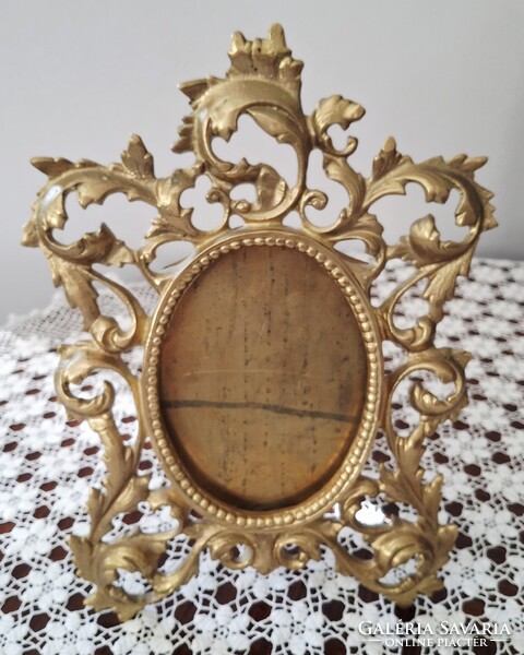 Gyönyörű Barokk florentin mintás tömör réz képtartó vagy képkeret  26 , 5 x 19 ,5 cm