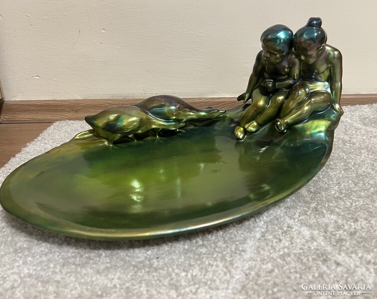 Zsolnay Nikelszky Géza  Szecessziós Tál