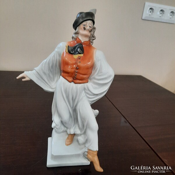 Herendi porcelán Táncoló Juhász, Betyár, Paraszt figura 1. Oszt.