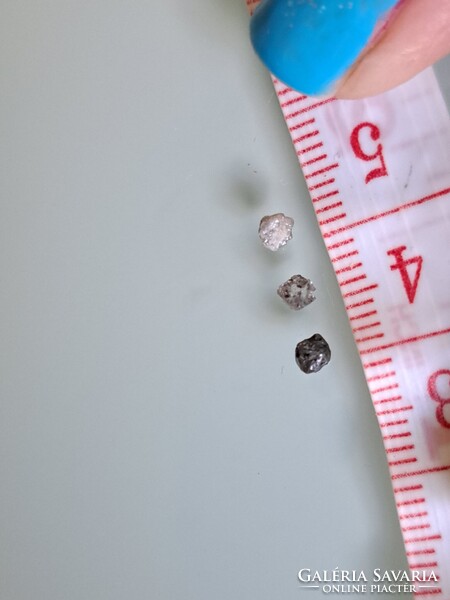 Nyers 2-3 mm es gyémántok Kongóból darabáron!!!
