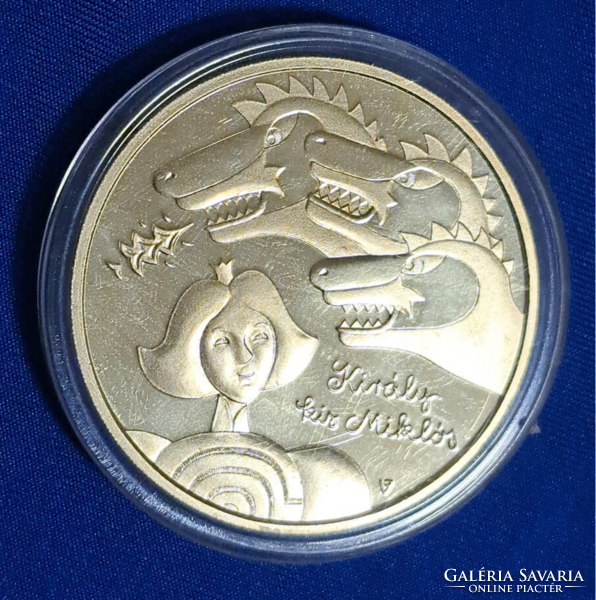 2000 Forint MAGYAR NÉPMESÉK sorozat kapszulában (10)