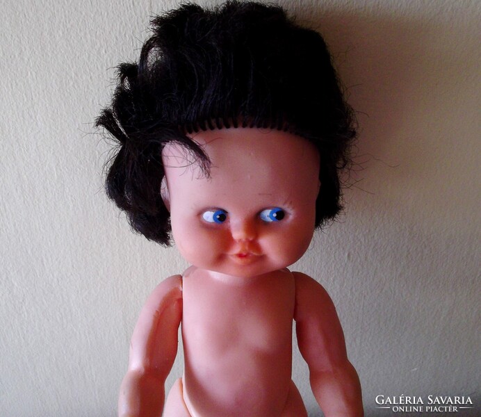 Gumitestű játék hajasbaba eladó! Retro, NDK-s