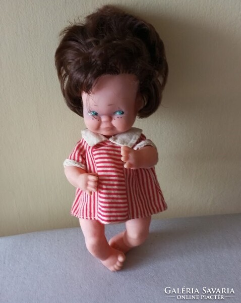 Gumitestű játék hajasbaba eladó! Retro, NDK-s