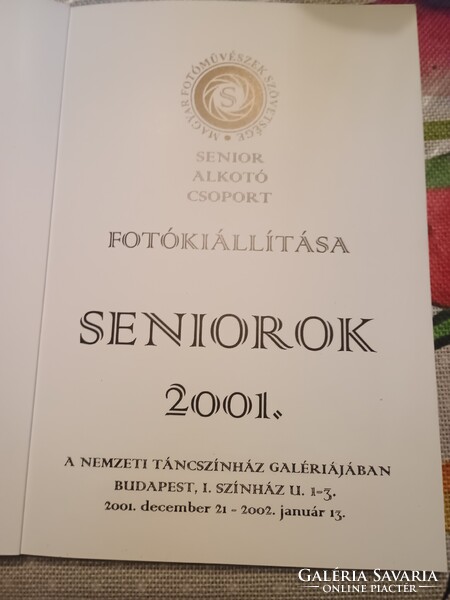 Senior Alkotó Csoport Fotókiállítása 2001., Alkudható