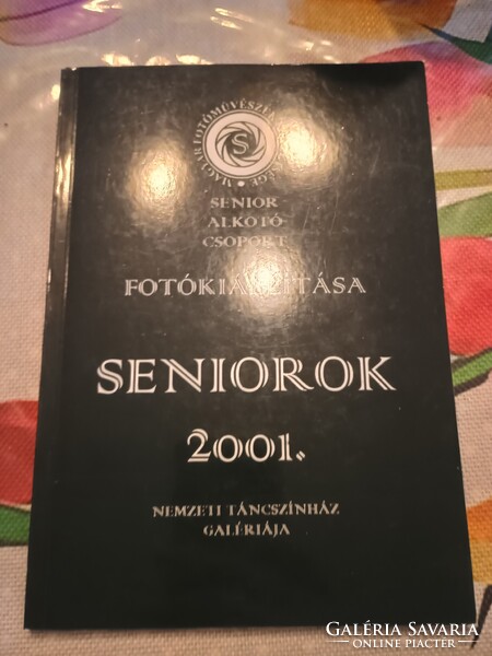 Senior Alkotó Csoport Fotókiállítása 2001., Alkudható