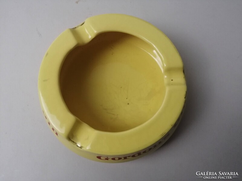 TRAFIKOS REKLÁMTÁRGY - GORDON'S GIN HAMUTARTÓ