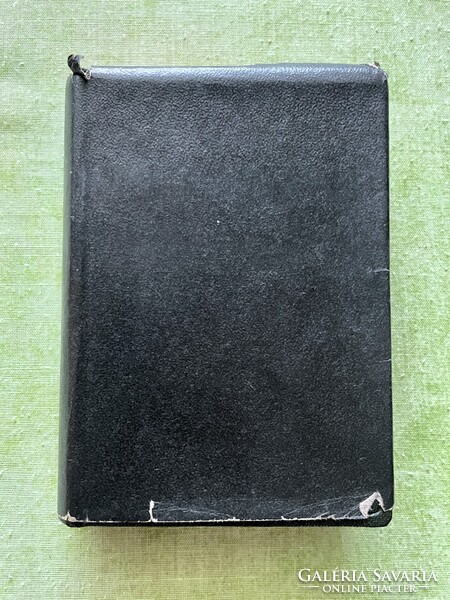 Régi imádságoskönyv kemény kötésben, tokjában jó állapotban - 12 x 9 cm