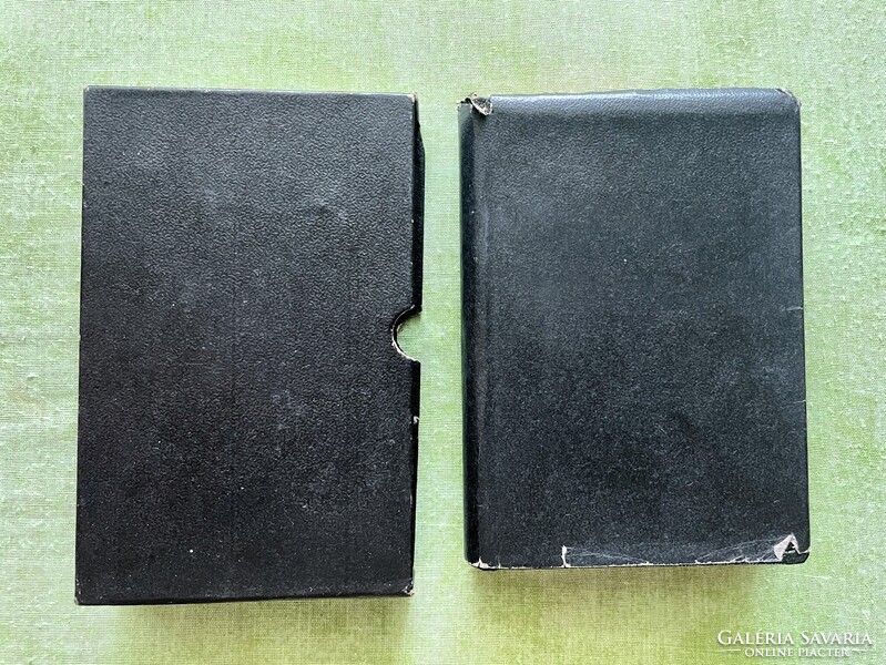 Régi imádságoskönyv kemény kötésben, tokjában jó állapotban - 12 x 9 cm