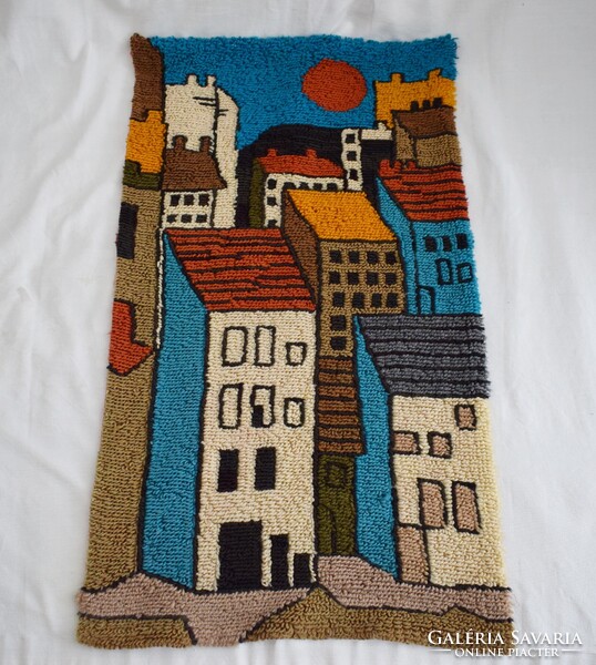 Város látkép fali szőnyeg , falikárpit retro régi subázott kézimunka 120x64cm
