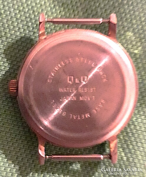 Jó állapotú japán Q&Q MŰKÖDŐ kvarc quartz karóra SZÍJ NÉLKÜL vízhatlan 30 méterig a képek szerint