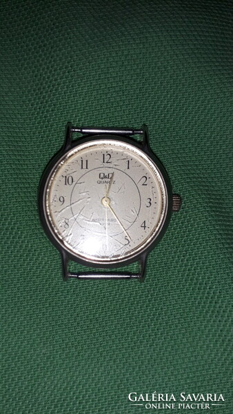 Jó állapotú japán Q&Q MŰKÖDŐ kvarc quartz karóra SZÍJ NÉLKÜL vízhatlan 30 méterig a képek szerint