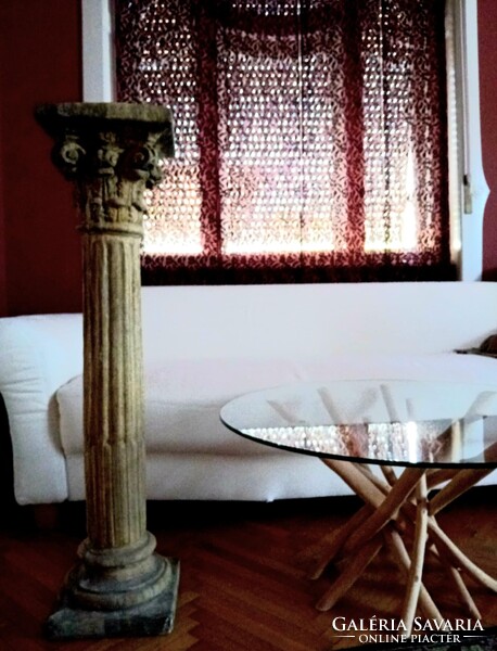 Barokk posztamens pár