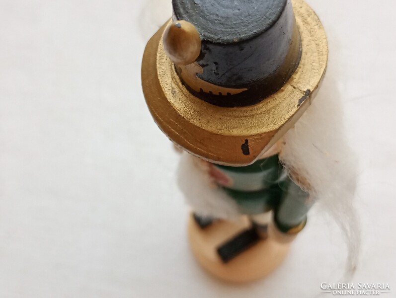 Fa diótörő figura 13cm katona