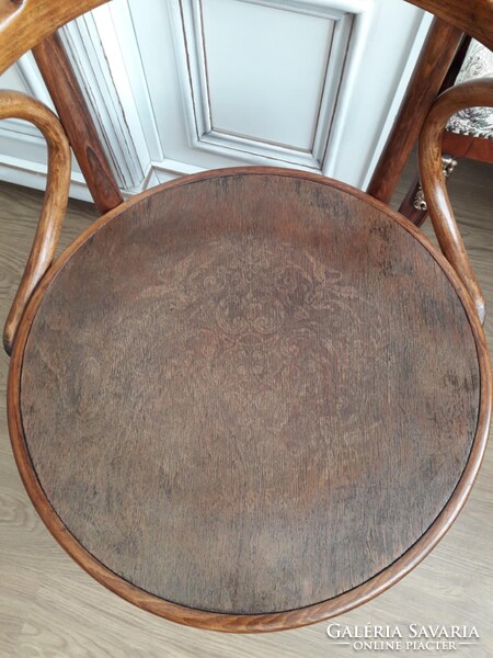 Felújított Thonet karos szék, Jacob & Josef Kohn műhelyéből, 1890- venes évekből!