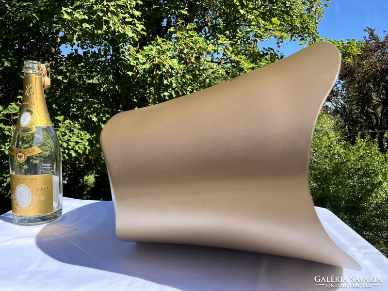 Louis Roederer Champagne – Bronzarany színű fém jégkád