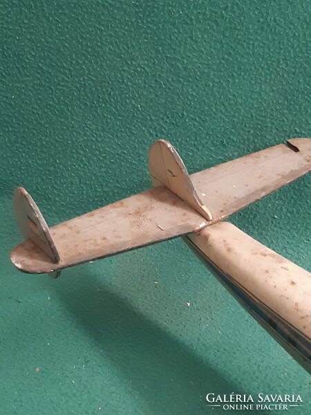 48 cm-es régi lemez repülő