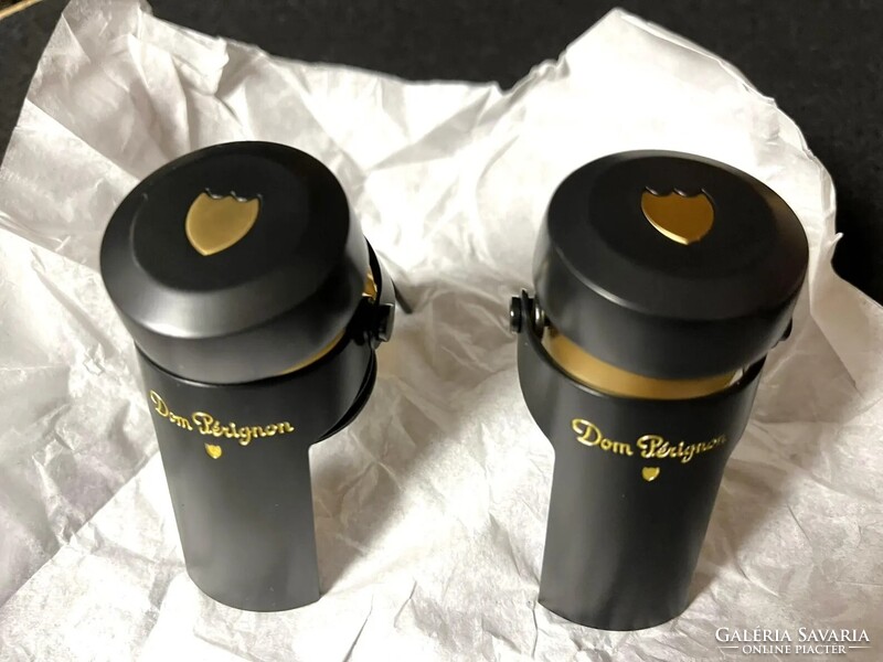 Dom Pérignon Champagne palackzáró díszdugók (2 db, Martin Szekely tervezésében)