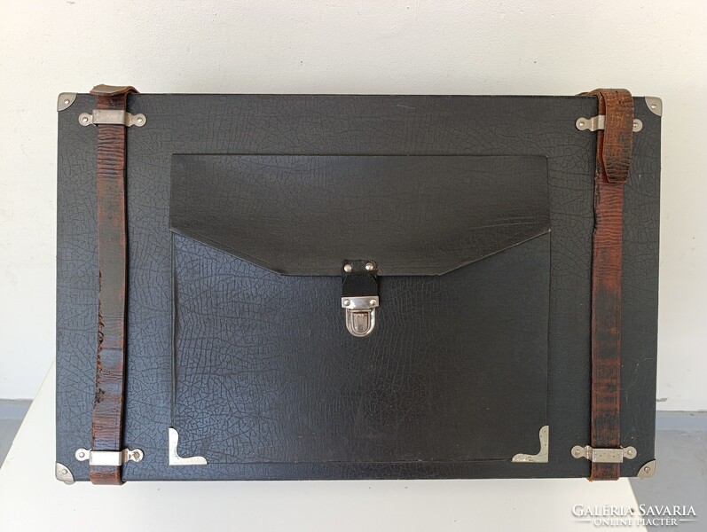 Antik bőrönd jelmez film színház kellék különleges méretű szemüveg karóra óra ügynök tálcás koffer