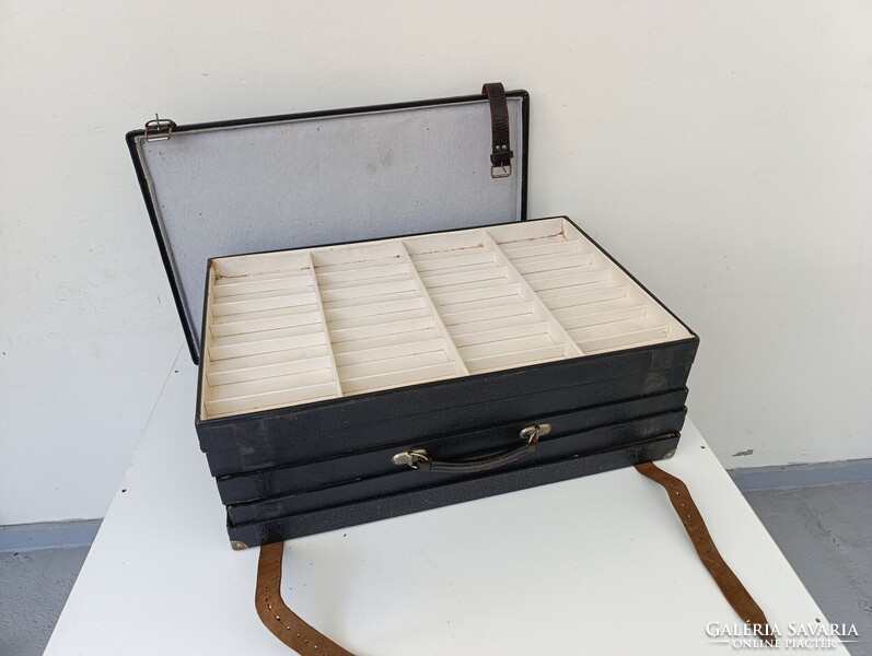 Antik bőrönd jelmez film színház kellék különleges méretű szemüveg karóra óra ügynök tálcás koffer