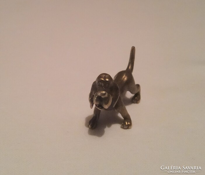 Sárgaréz miniatűr pudli kutya