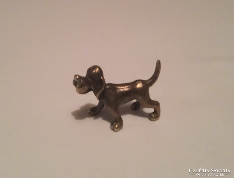 Sárgaréz miniatűr pudli kutya