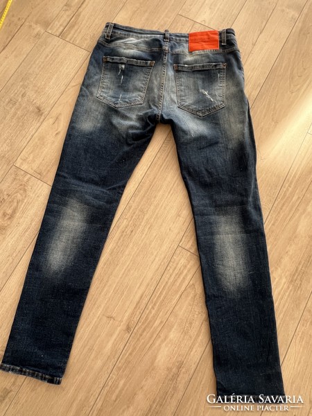 DSQUARED2 sötétkék  koptatott férfi farmernadrág 52
