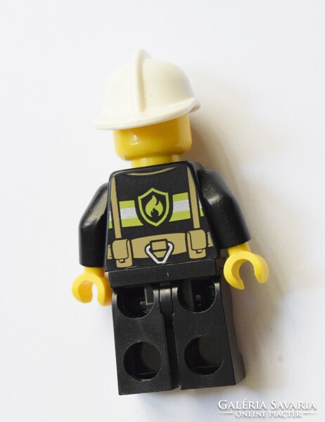 LEGO tűzoltó figura eredeti szép használt állapotban