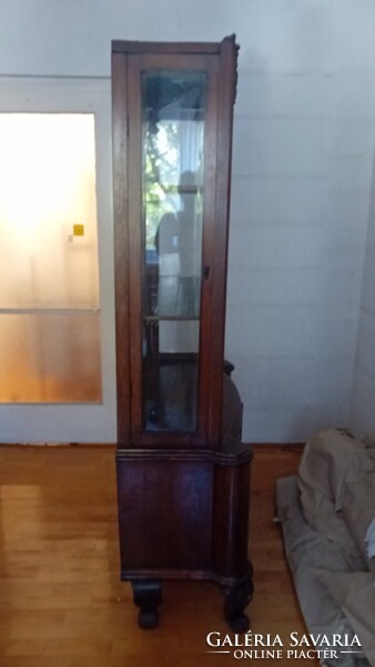 Antik vitrines szekrény