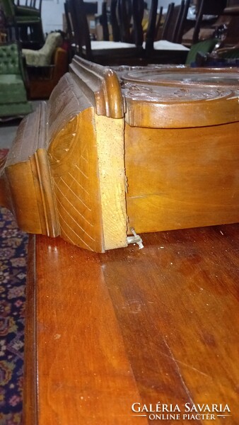 Bécsi barokk könyvtár óra