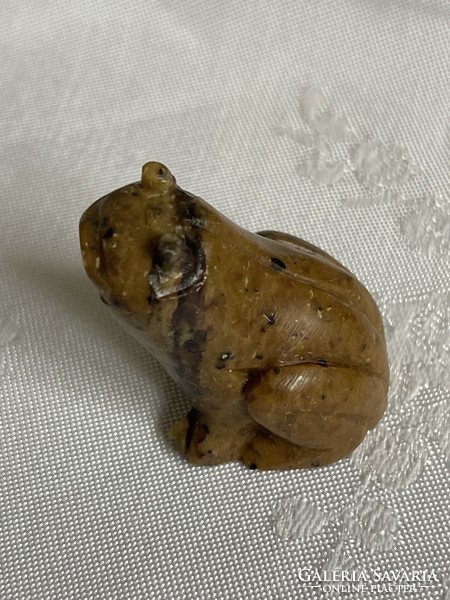 Kinai különleges szinű jáde kő szerencse hozó béka.