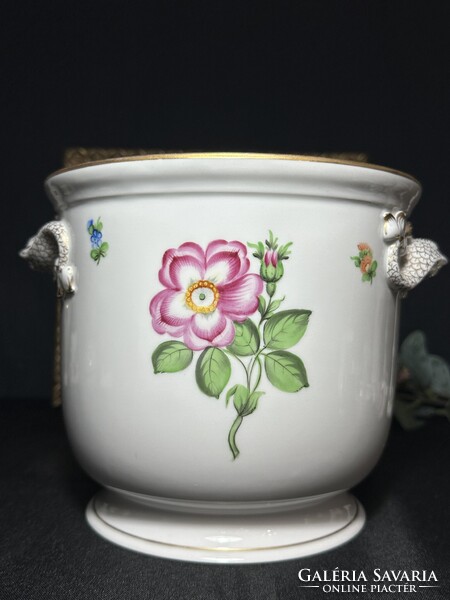 Herendi Virágos mintás kaspó delfin fogóval.