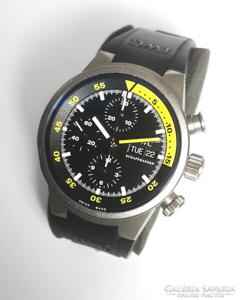 IWC Schaffhausen - Aquatimer Chronograph "Split Yellow" - Doboz, papírok, Tiktakwatch garancia