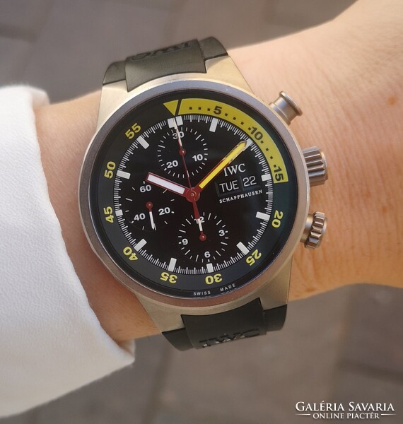 IWC Schaffhausen - Aquatimer Chronograph "Split Yellow" - Doboz, papírok, Tiktakwatch garancia