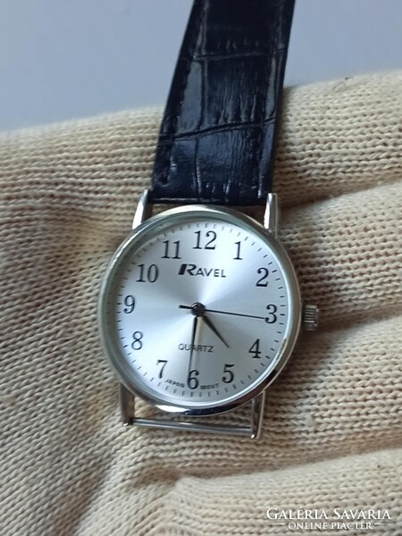 Retro Vintage Ravel Női Quartz Karóra Bőrszíjal. A Szíj Hiányos
