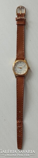 Retro Vintage Lé Chord Bőrszíjas Női Karóra Quartz Aranyozott