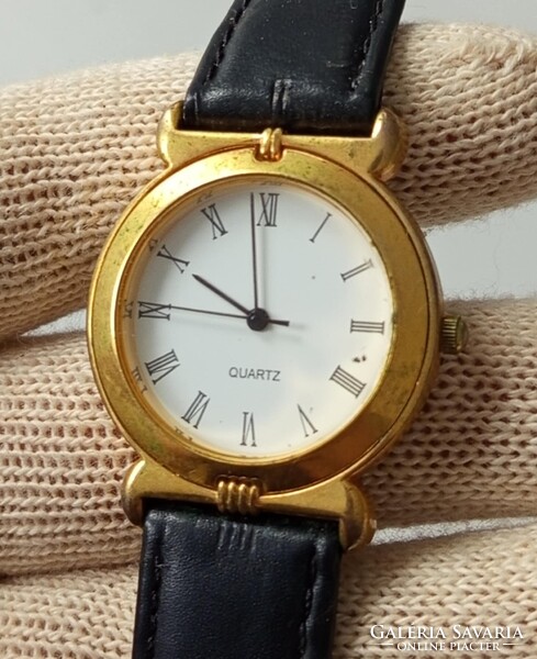 Retro Vintage Bőrszíjas Női Karóra Quartz Aranyozott