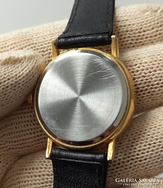 Retro Vintage Uniszex Quartz Karóra Bőrszíjal Aranyozott