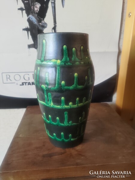 Massányi Ildikó váza