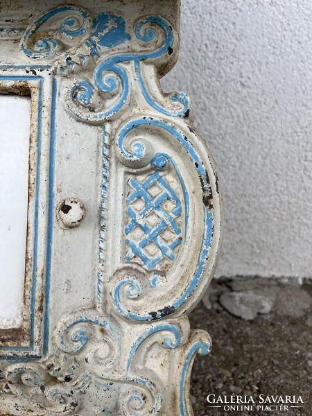 Kuriózum antik díszes öntöttvas csempés álló mosdótükör, tükör, fürdőszoba bútor