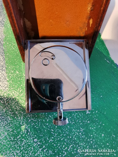 LeCoultre utazó óra.