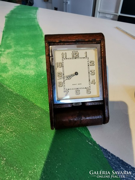 LeCoultre utazó óra.