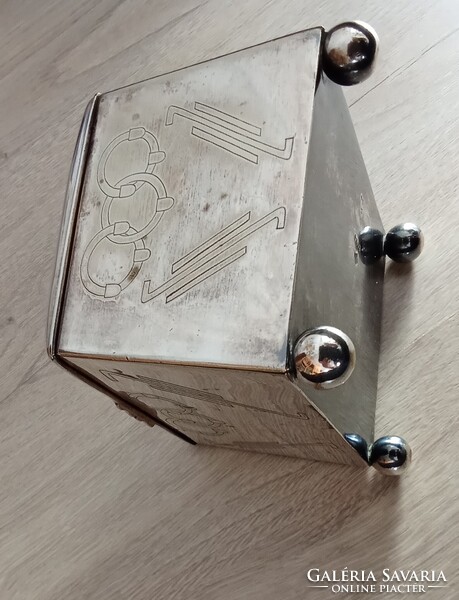 Sandrik-Szandrik szecessziós cukortartó nikkelezüstből, 1900-1910 körül