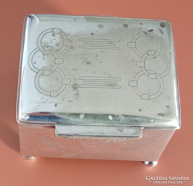 Sandrik-Szandrik szecessziós cukortartó nikkelezüstből, 1900-1910 körül