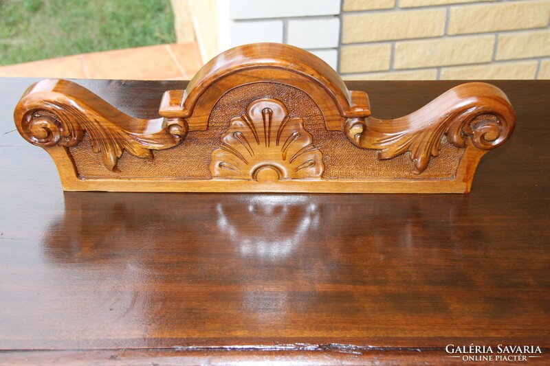 Ónémet falióra torony, komód, szekrény dísz, tetődísz 47