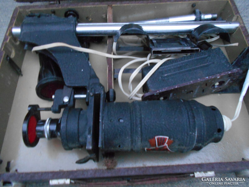 Régi Szovjet fotónagyító készlet