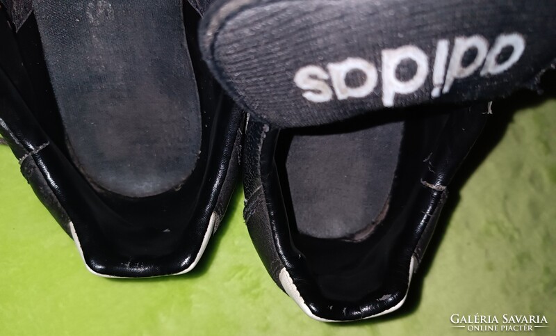 43,5-es vintage adidas Santiago Liga Predator 1996 futballcipő